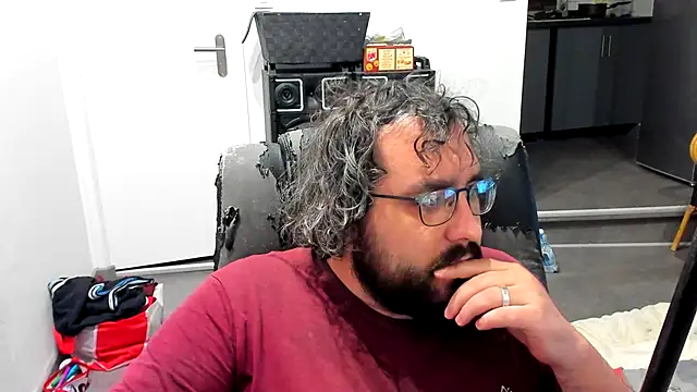 Snapshot of bears549a chatting on 12, 12, 2024 bears549a online show from 12, 12, 2024