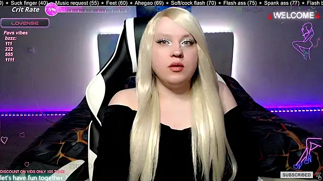 camsmiley online show from 5, 12, 2025