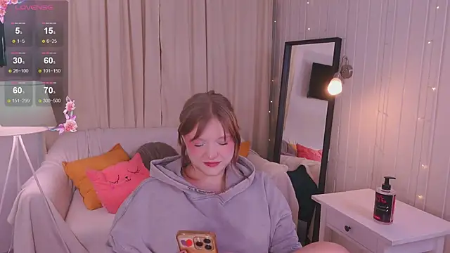 Snapshot of Crazy_Wine chatting on 5, 3, 2026 Crazy Wine online show from 5, 3, 2026