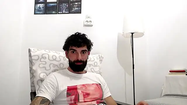 Verycutex online show from 9, 3, 2026