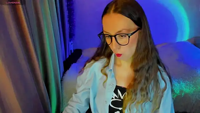 Snapshot of CurlySteph chatting on 19, 10, 2025 CurlySteph online show from 19, 10, 2025
