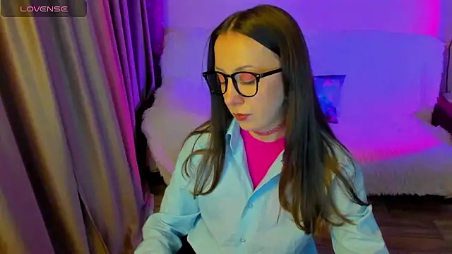 Snapshot of CurlySteph chatting on 7, 1, 2026 CurlySteph online show from 7, 1, 2026