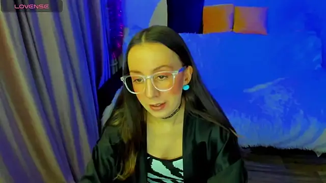 Snapshot of CurlySteph chatting on 5, 2, 2026 CurlySteph online show from 5, 2, 2026