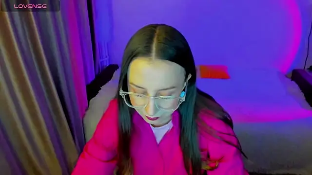 Snapshot of CurlySteph chatting on 14, 2, 2026 CurlySteph online show from 14, 2, 2026