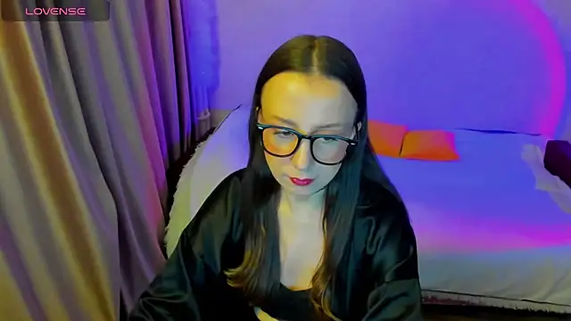 Snapshot of CurlySteph chatting on 19, 2, 2026 CurlySteph online show from 19, 2, 2026