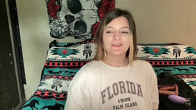 Snapshot of magicsparkles chatting on 12, 9, 2025 magicsparkles online show from 12, 9, 2025