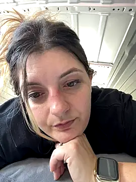 Snapshot of magicsparkles chatting on 1, 10, 2025 magicsparkles online show from 1, 10, 2025