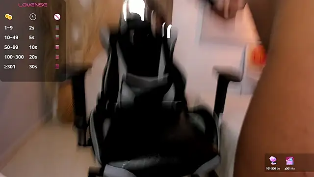 ashley 23  online show from 25, 12, 2024