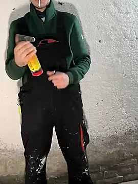 Snapshot of SuFucek chatting on 2, 12, 2024 SuFucek online show from 2, 12, 2024