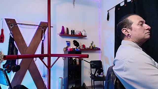 boy n girl online show from 31, 1, 2025