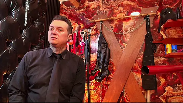 boy n girl online show from 3, 12, 2025