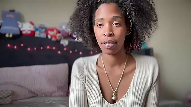 Cum2Charm online show from 19, 12, 2025