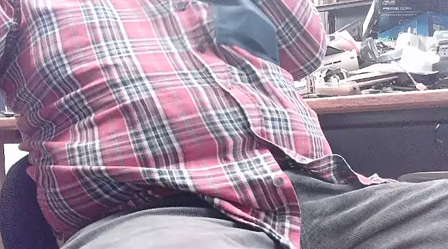 Snapshot of HaraldGermany chatting on 5, 2, 2025 HaraldGermany online show from 5, 2, 2025