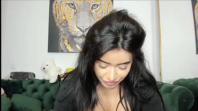 Snapshot of AnnaKarin chatting on 25, 2, 2025 AnnaKarin online show from 25, 2, 2025