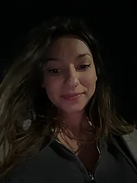 Snapshot of _MiaQueen_ chatting on 14, 3, 2025 MiaQueen online show from 14, 3, 2025