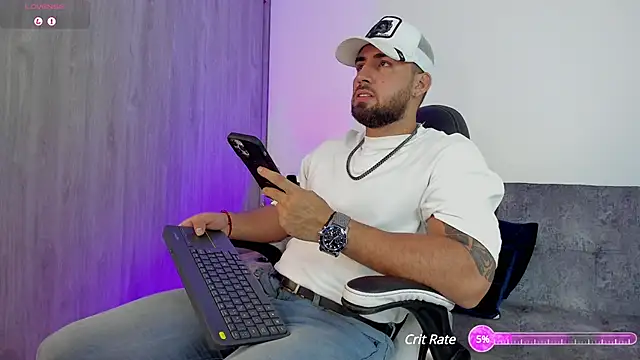 Snapshot of mr_david_cox chatting on 8, 2, 2025 mr david cox online show from 8, 2, 2025