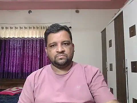 Snapshot of dhruv_love chatting on 21, 4, 2026 dhruv love online show from 21, 4, 2026