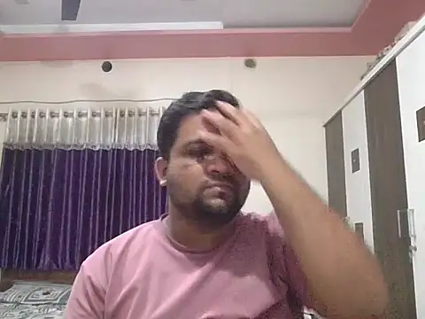 Snapshot of dhruv_love chatting on 9, 5, 2026 dhruv love online show from 9, 5, 2026