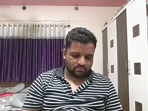Snapshot of dhruv_love chatting on 16, 6, 2026 dhruv love online show from 16, 6, 2026