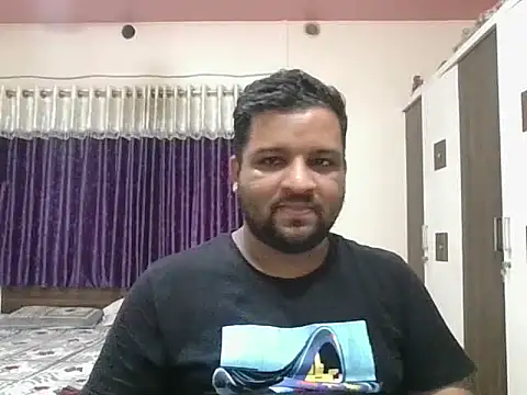 Snapshot of dhruv_love chatting on 18, 6, 2026 dhruv love online show from 18, 6, 2026