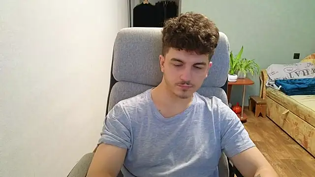 Remy Miles online show from 4, 12, 2025