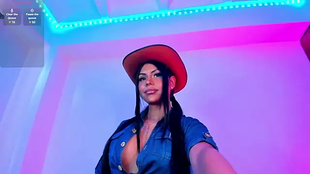 Snapshot of divinesalome chatting on 30, 1, 2025 divinesalome online show from 30, 1, 2025