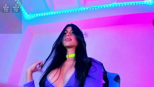 Snapshot of divinesalome chatting on 8, 2, 2025 divinesalome online show from 8, 2, 2025