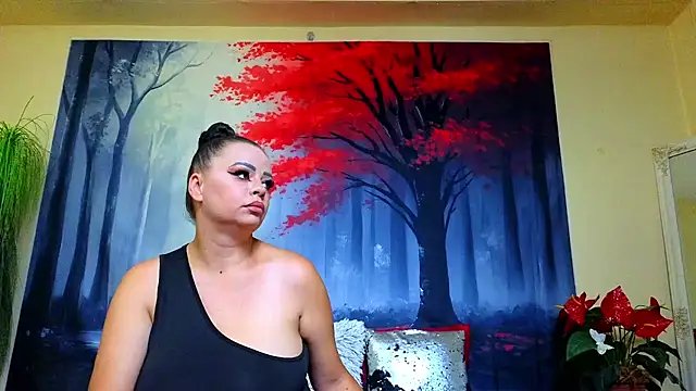 ElizabethEven online show from 10, 9, 2025