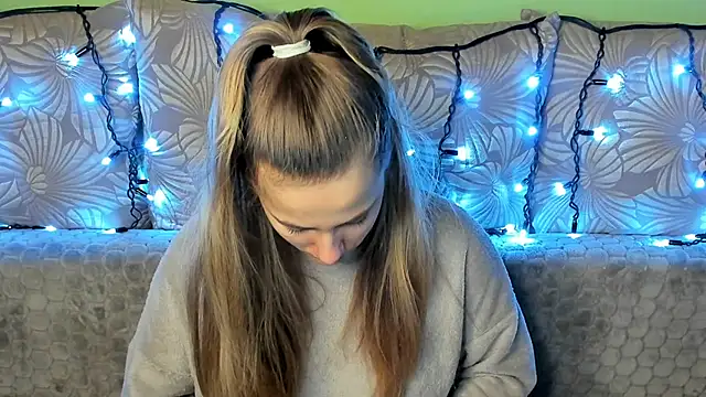 MaggieCake online show from 3, 12, 2024