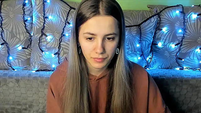 MaggieCake online show from 7, 1, 2025