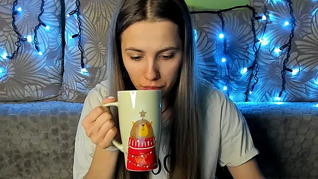 MaggieCake online show from 17, 1, 2025