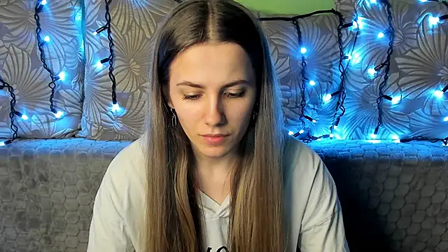 MaggieCake online show from 19, 1, 2025