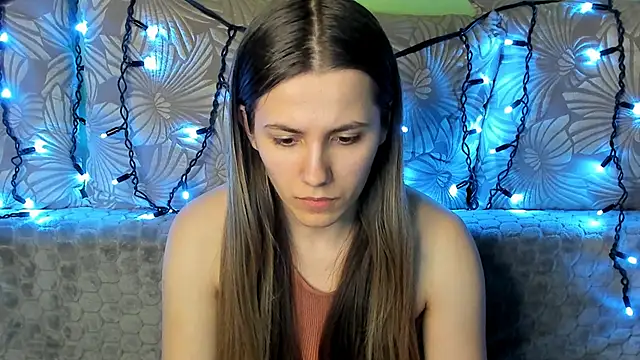 MaggieCake online show from 15, 2, 2025