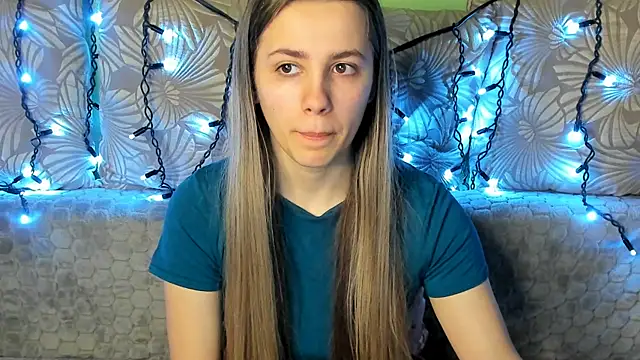 MaggieCake online show from 19, 2, 2025