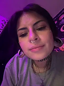 Snapshot of Rainnbow_ chatting on 8, 2, 2026 Rainnbow online show from 8, 2, 2026