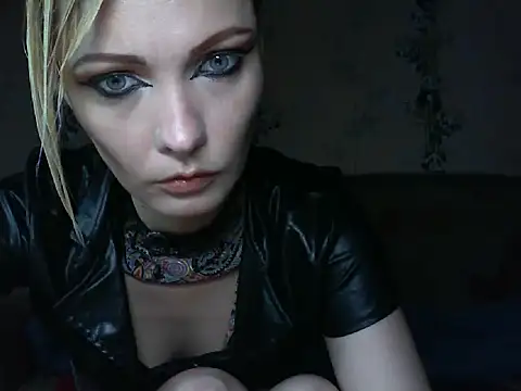Snapshot of WildMissNiks chatting on 29, 6, 2026 WildMissNiks online show from 29, 6, 2026