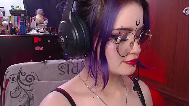 Snapshot of Raventh_ chatting on 28, 10, 2025 Raventh online show from 28, 10, 2025