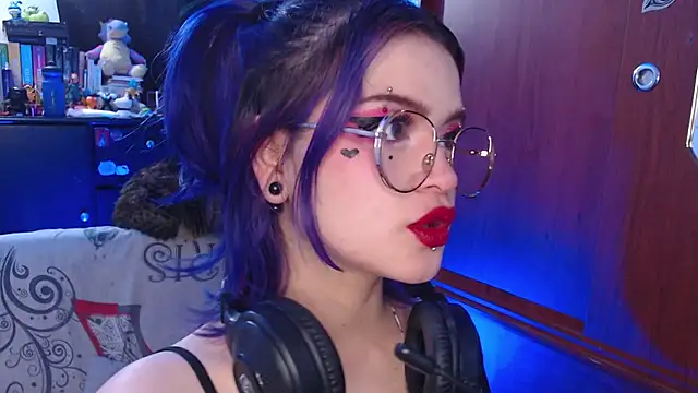 Snapshot of Raventh_ chatting on 29, 10, 2025 Raventh online show from 29, 10, 2025