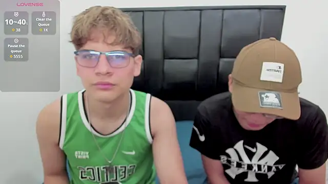 javieryalejandro online show from 21, 10, 2025