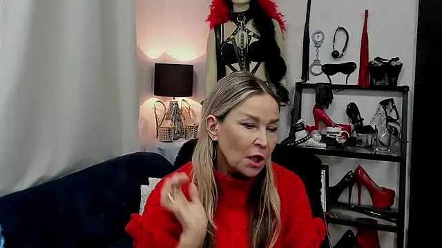 crystaLUX online show from 23, 1, 2025