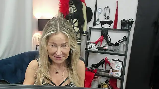 crystaLUX online show from 28, 11, 2025