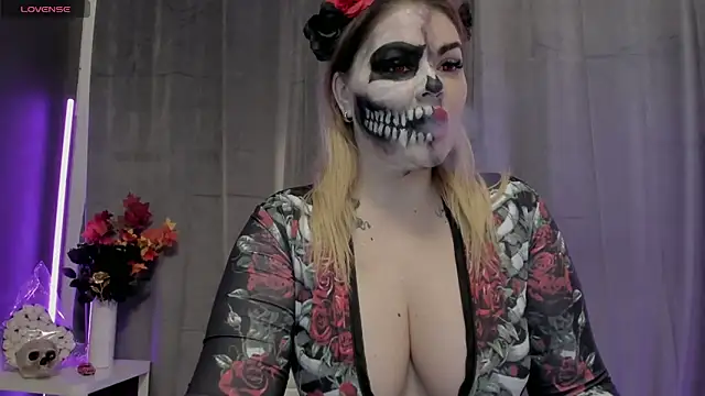 Raven Luna online show from 31, 10, 2025