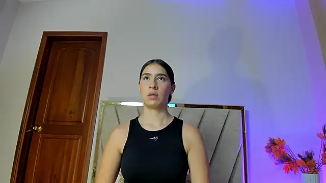 Christy Sea online show from 6, 11, 2025