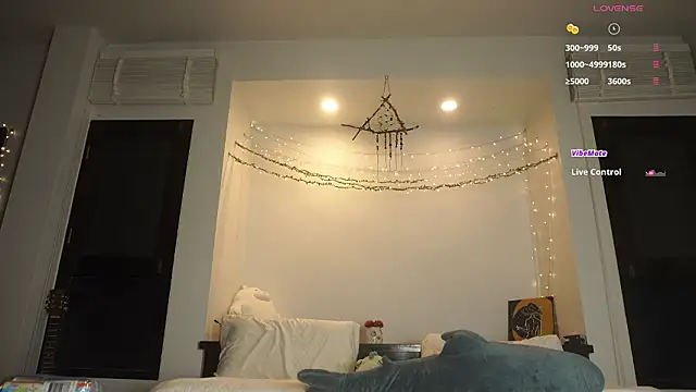 Snapshot of Amylittlestar chatting on 13, 2, 2026 Amylittlestar online show from 13, 2, 2026