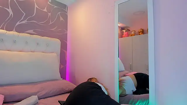 KeilaLovJack online show from 24, 1, 2025