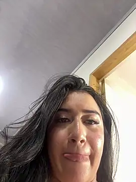 KallyMyller1 online show from 25, 3, 2026