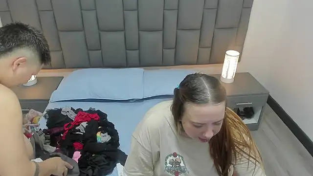 Snapshot of MiaYMolly chatting on 3, 12, 2024 MiaYMolly online show from 3, 12, 2024