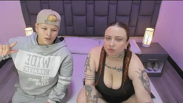 Snapshot of MiaYMolly chatting on 6, 3, 2025 MiaYMolly online show from 6, 3, 2025