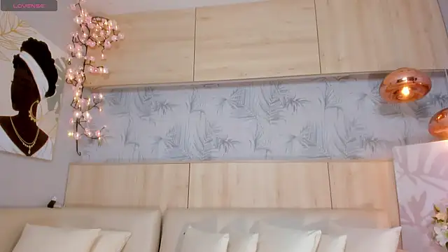 maryevans  online show from 29, 10, 2025