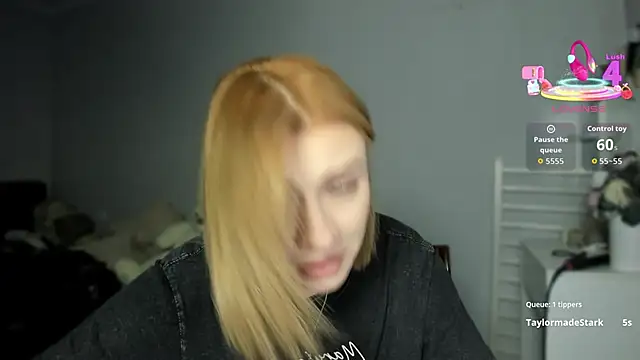 Snapshot of KindKristy chatting on 16, 11, 2025 KindKristy online show from 16, 11, 2025